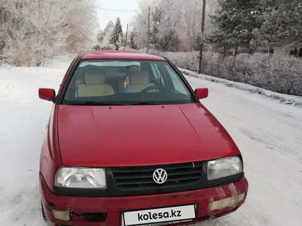 Volkswagen Vento 1996 года за 1 700 000 тг. в Караганда – фото 13