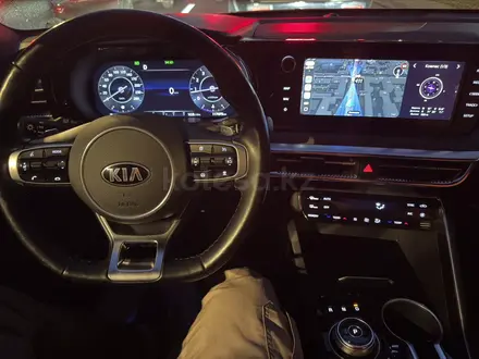 Kia K5 2021 года за 10 600 000 тг. в Астана – фото 13