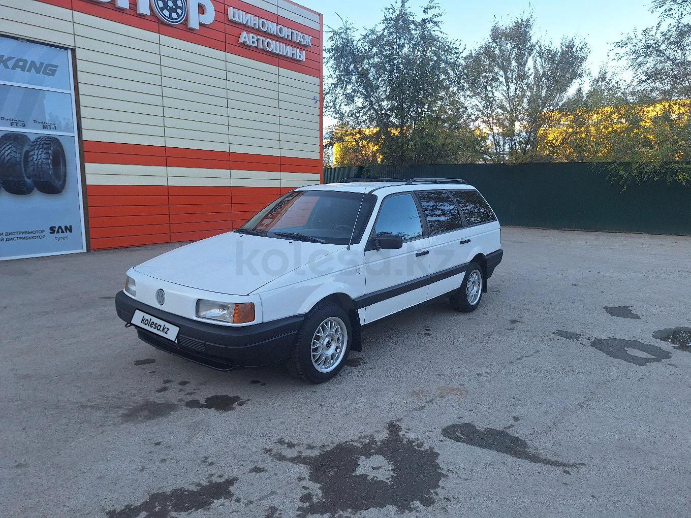 Volkswagen Passat 1992 г.