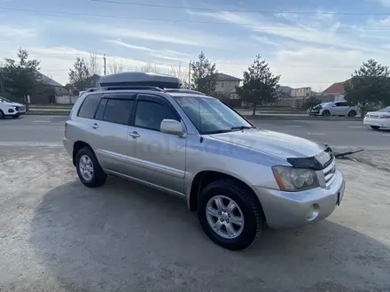 Toyota Highlander 2001 года за 7 700 000 тг. в Шымкент – фото 2