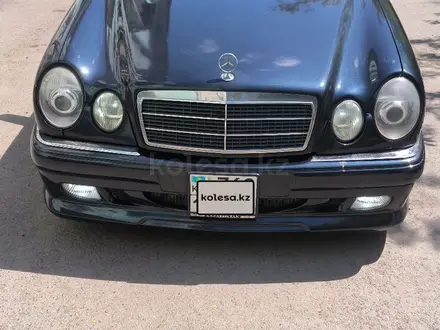 Mercedes-Benz E 280 1998 года за 3 400 000 тг. в Рудный