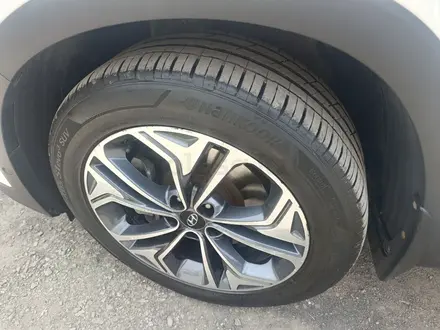 Hyundai Santa Fe 2019 года за 11 500 000 тг. в Астана – фото 4