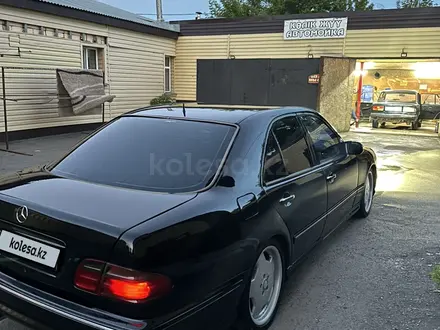 Mercedes-Benz E 280 2000 года за 4 900 000 тг. в Астана – фото 13