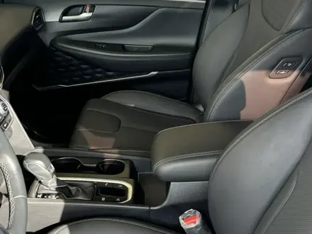 Hyundai Santa Fe 2019 года за 12 800 000 тг. в Шымкент – фото 5