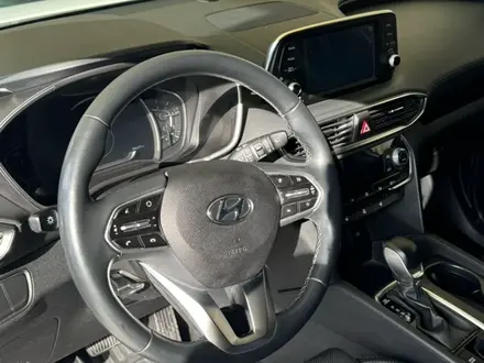 Hyundai Santa Fe 2019 года за 12 800 000 тг. в Шымкент – фото 6