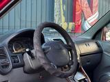 Kia Carnival 2003 годаfor1 750 000 тг. в Алматы – фото 4