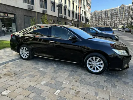 Toyota Camry 2013 года за 9 500 000 тг. в Атырау – фото 4