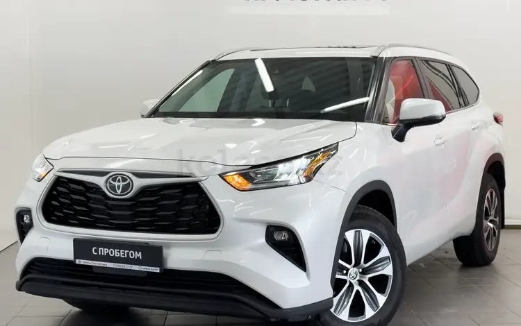 Toyota Highlander 2023 годаfor30 990 000 тг. в Астана