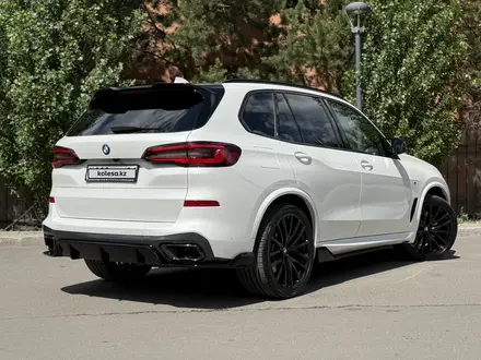 BMW X5 2022 года за 45 000 000 тг. в Астана – фото 13