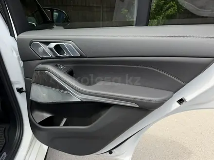 BMW X5 2022 года за 45 000 000 тг. в Астана – фото 32