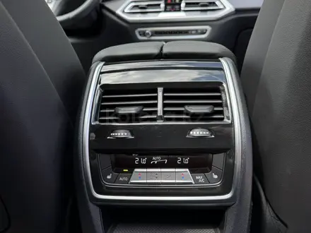 BMW X5 2022 года за 45 000 000 тг. в Астана – фото 35