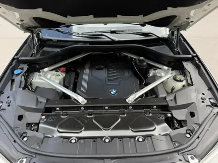 BMW X5 2022 года за 45 000 000 тг. в Астана – фото 45