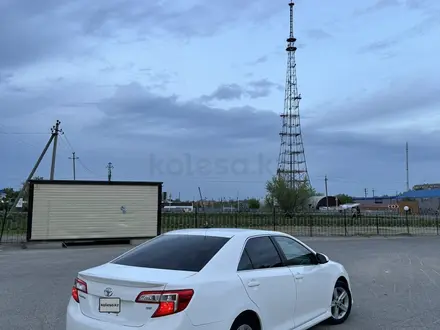 Toyota Camry 2013 года за 5 899 999 тг. в Уральск – фото 2