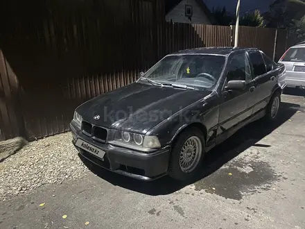 BMW 320 1991 года за 1 100 000 тг. в Алматы – фото 3