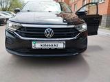 Volkswagen Polo 2021 года за 7 600 000 тг. в Караганда – фото 2