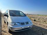 Volkswagen Sharan 1998 годаүшін1 900 000 тг. в Алматы – фото 4