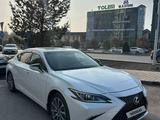 Lexus ES 250 2021 года за 22 000 000 тг. в Шымкент – фото 2