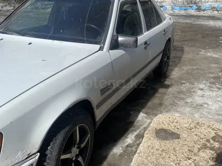 Mercedes-Benz E 200 1989 года за 1 000 000 тг. в Кокшетау – фото 8