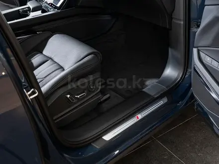 Audi Q8 e-tron 55 S line 2023 года за 37 360 000 тг. в Алматы – фото 34
