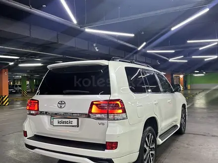 Toyota Land Cruiser 2015 года за 29 700 000 тг. в Алматы – фото 9