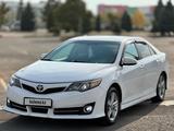 Toyota Camry 2012 года за 8 750 000 тг. в Усть-Каменогорск – фото 2