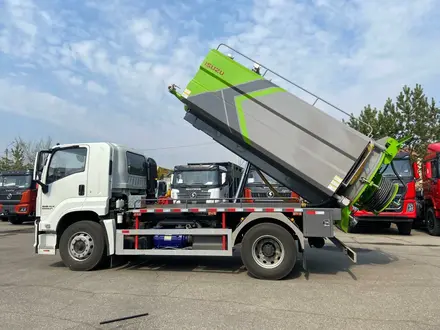 Isuzu  Илосос с гидроразмывом 12 м каналопромывочная 2026 года за 31 000 000 тг. в Алматы – фото 28