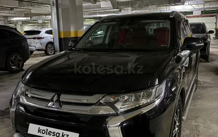 Mitsubishi Outlander 2015 года за 9 000 000 тг. в Астана