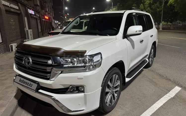 Toyota Land Cruiser 2016 года за 33 000 000 тг. в Караганда