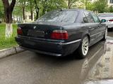 BMW 728 1996 года за 3 000 000 тг. в Шымкент – фото 2