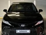 Toyota Camry 2021 года за 17 400 000 тг. в Алматы