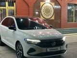 Volkswagen Polo 2022 года за 8 200 000 тг. в Шымкент