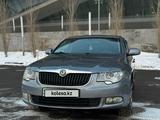 Skoda Superb 2012 годаfor4 200 000 тг. в Костанай – фото 2