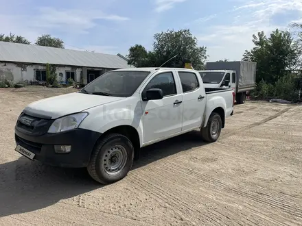 Isuzu D-Max 2018 года за 7 000 000 тг. в Аксай – фото 2