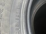 Шины Dunlop 285-60-R18 б/у за 20 000 тг. в Караганда – фото 2