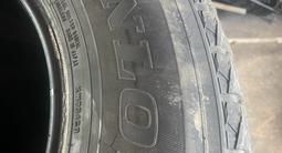 Шины Dunlop 285-60-R18 б/у за 20 000 тг. в Караганда – фото 3