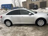 Chevrolet Cruze 2013 года за 4 500 000 тг. в Караганда – фото 3