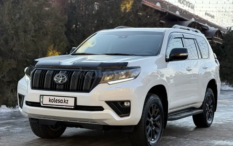 Toyota Land Cruiser Prado 2023 года за 29 550 000 тг. в Алматы