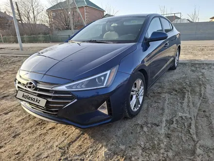 Hyundai Elantra 2019 года за 6 000 000 тг. в Атырау – фото 13