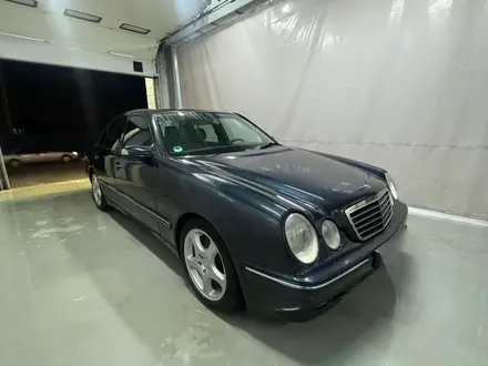 Mercedes-Benz E 320 2000 года за 6 000 000 тг. в Талдыкорган