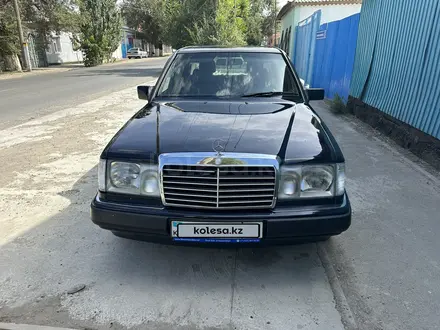 Mercedes-Benz E 230 1991 года за 1 500 000 тг. в Кызылорда – фото 4