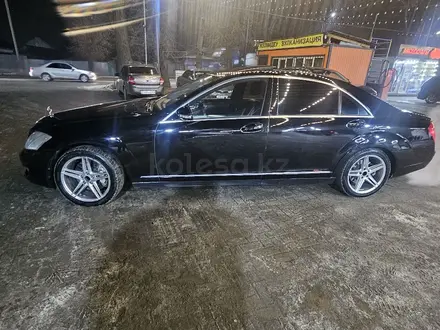 Mercedes-Benz S 550 2007 года за 8 000 000 тг. в Алматы – фото 10