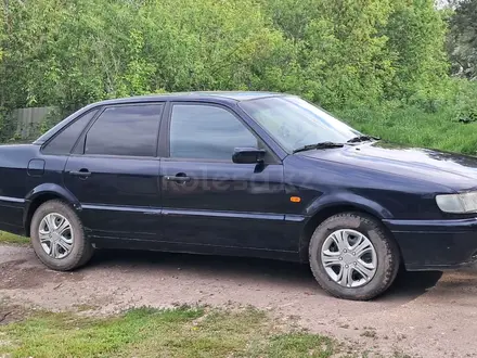 Volkswagen Passat 1994 года за 1 800 000 тг. в Атбасар – фото 6