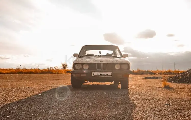 BMW 524 1983 годаfor500 000 тг. в Рудный