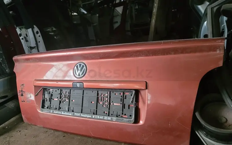 Крышка багажника на Golf (кабриолет)үшін30 000 тг. в Алматы