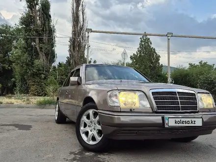 Mercedes-Benz E 280 1994 года за 2 950 000 тг. в Алматы – фото 9