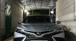 Toyota Camry 2022 года за 14 200 000 тг. в Шымкент – фото 3
