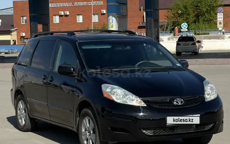 Toyota Sienna 2010 года за 8 500 000 тг. в Атырау