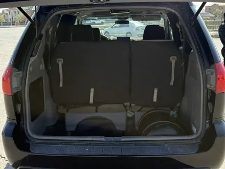Toyota Sienna 2010 года за 8 500 000 тг. в Атырау – фото 9