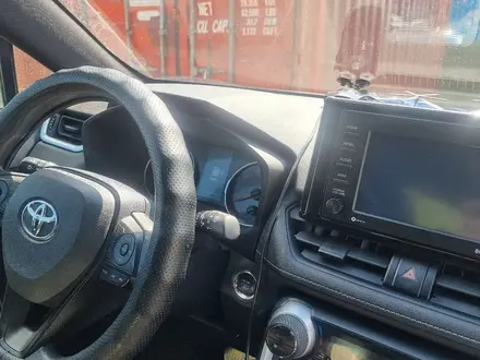 Toyota RAV4 2020 года за 15 400 000 тг. в Кокшетау – фото 19