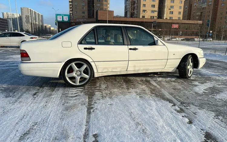 Mercedes-Benz S 320 1997 года за 3 700 000 тг. в Астана